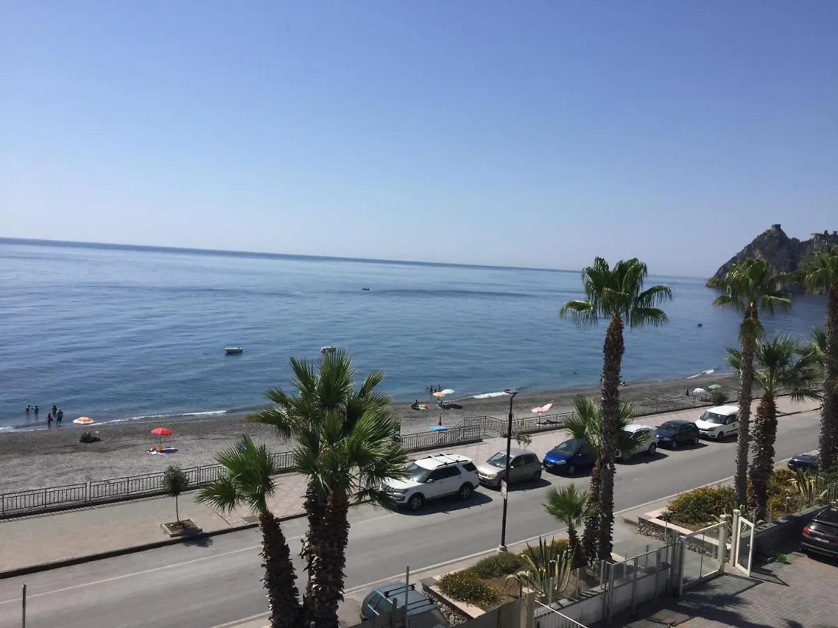 Le Zagare Apartments Sant'Alessio Siculo