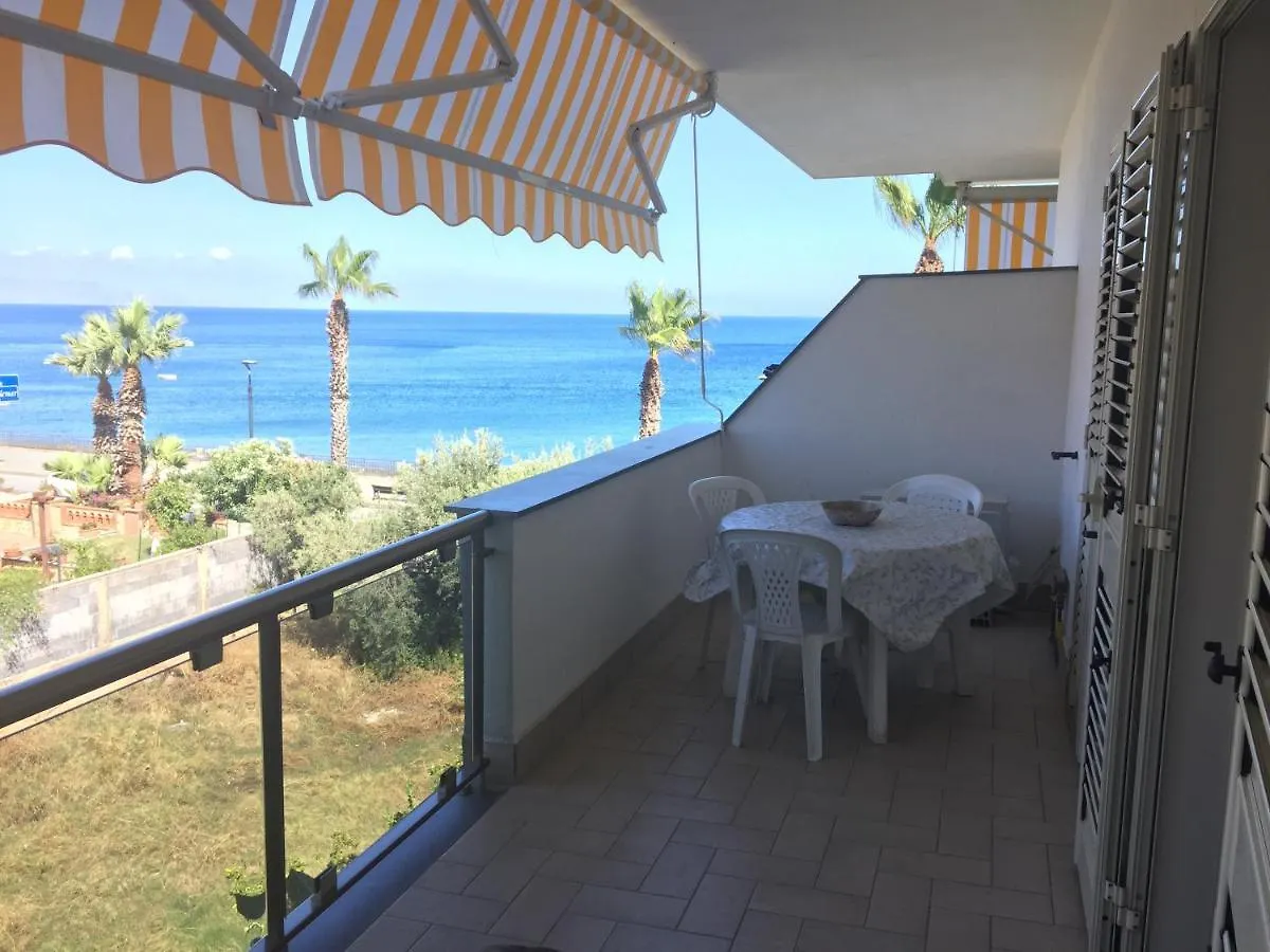 Le Zagare Apartments Sant'Alessio Siculo