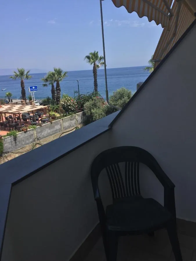 Le Zagare Apartments Sant'Alessio Siculo